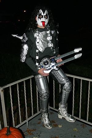 10-06-2 Halloween 09