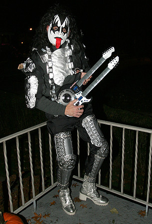10-06-2 Halloween 68
